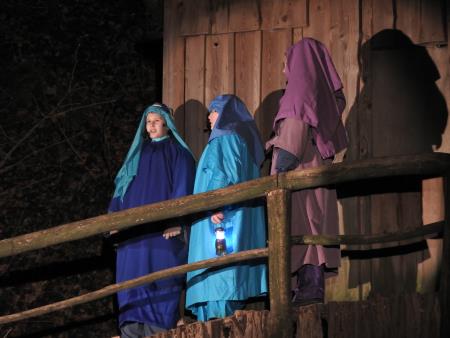 Utrinki iz druge uprizoritve predstave Božična noč, odigrane 5.1.2019 7